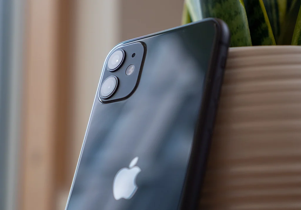 is iphone 11 esim compatible