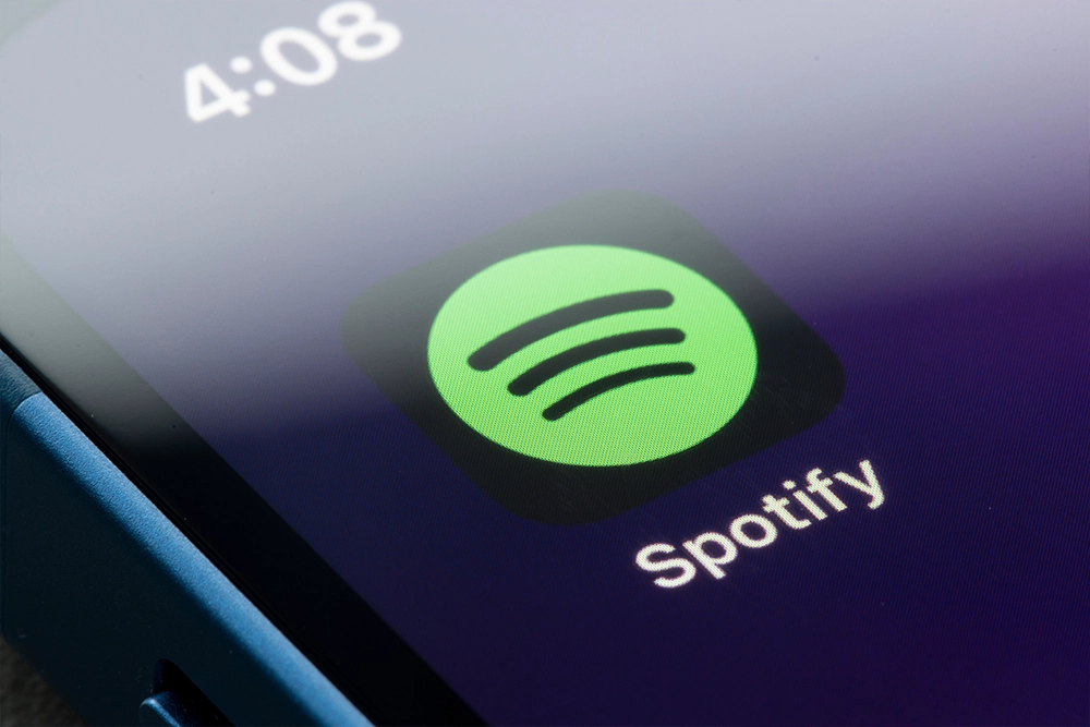 does spotify use data