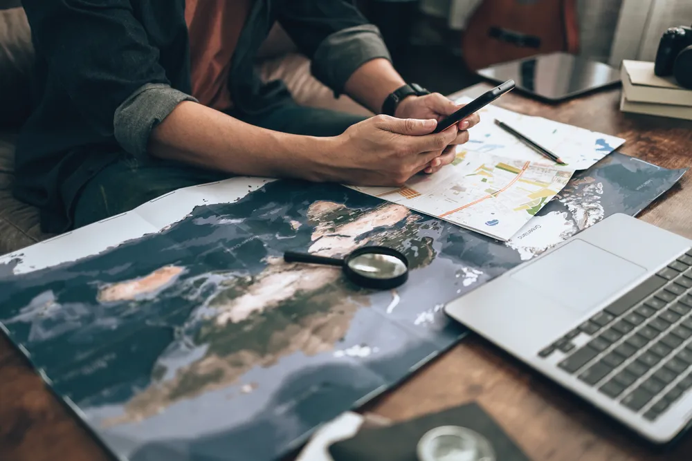 How Travel Style Affects Your Mobile Data Needs