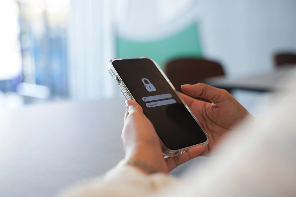 how do you know if your iphone is unlocked